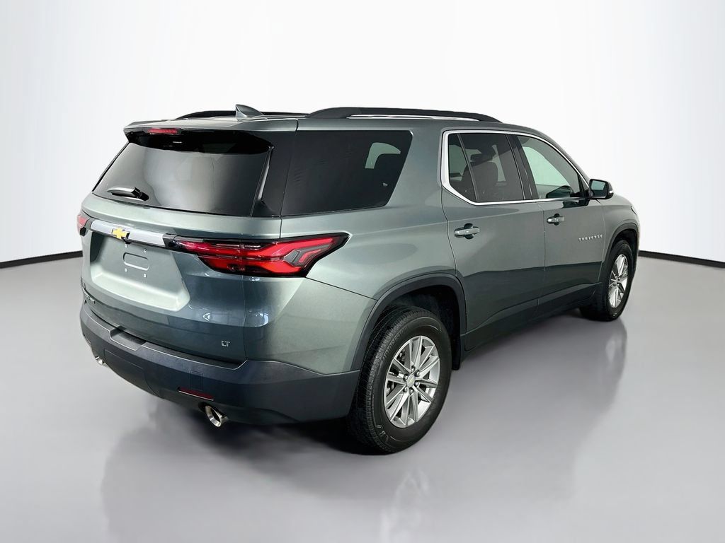 Used 2023 Chevrolet Traverse LT AWD/4WD image 7