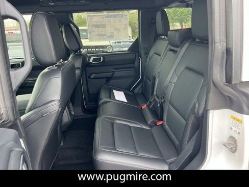 New 2026 Ford Bronco Outer Banks image 14