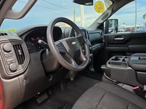 Used 2021 Chevrolet Silverado 2500 Custom w/ Custom Value Package AWD/4WD image 14