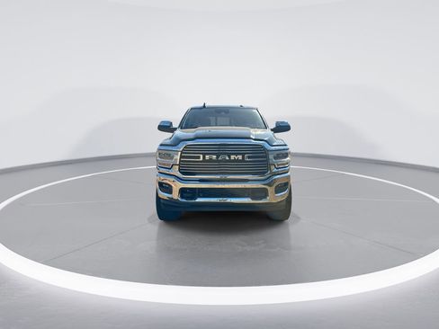 Used 2019 RAM 3500 Laramie image 3