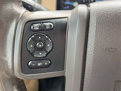 Used 2012 Ford F250 Lariat w/ Lariat Ultimate Pkg AWD/4WD image 27