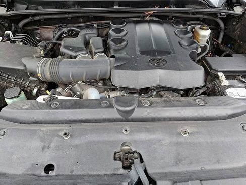 Used 2019 Toyota 4Runner SR5 Premium image 28