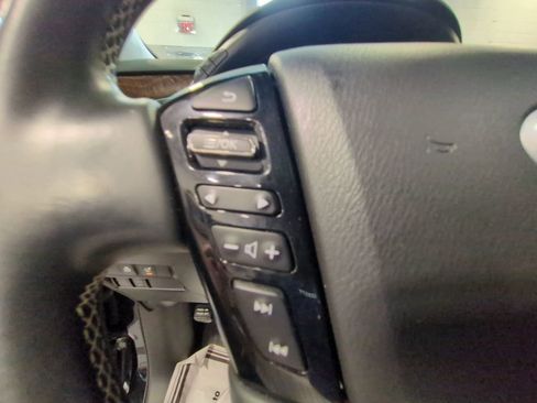 Used 2022 INFINITI QX80 Premium Select w/ All-Season Package image 14