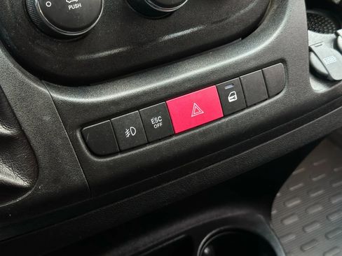 Used 2021 RAM ProMaster 2500 w/ Convenience Group image 24