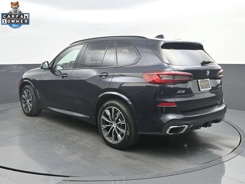 Used 2022 BMW X5 xDrive40i w/ M Sport Package AWD/4WD image 3
