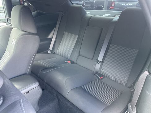 Used 2019 Dodge Challenger R/T Scat Pack RWD image 29