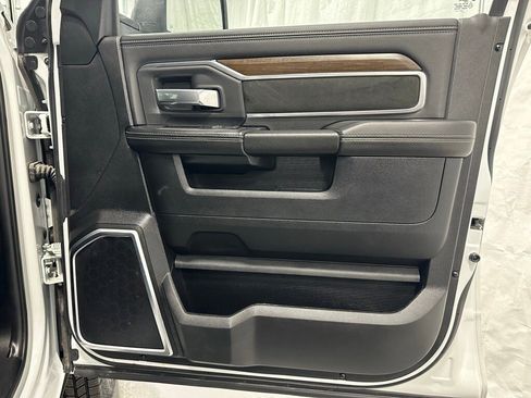 Used 2024 RAM 3500 Laramie image 55