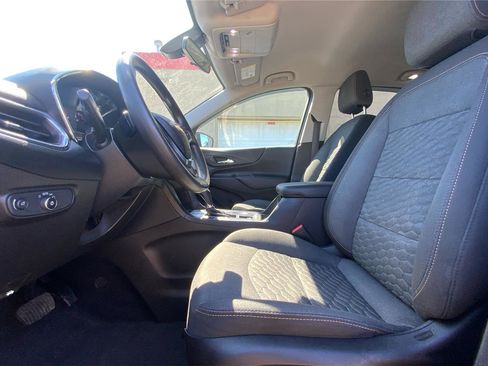 Used 2018 Chevrolet Equinox LT image 10