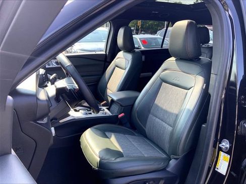 Used 2022 Ford Explorer Timberline w/ Timberline Technology Package AWD/4WD image 5