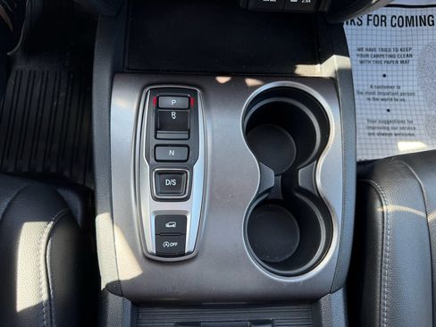 Used 2022 Honda Pilot Black Edition image 18