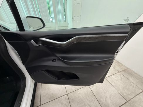 Used 2016 Tesla Model X 75D AWD/4WD image 18