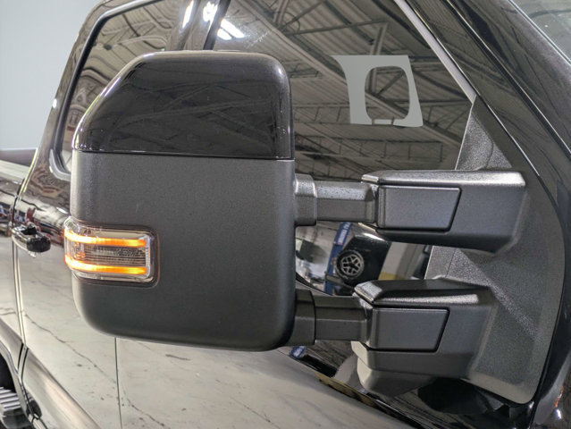 Used 2025 Ford F250 Platinum AWD/4WD image 11