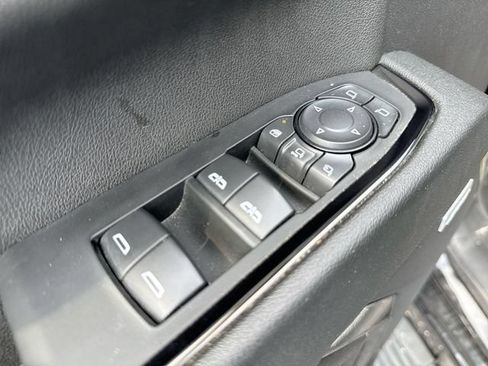 Used 2024 GMC Sierra 2500 AT4 w/ Technology Package AWD/4WD image 13