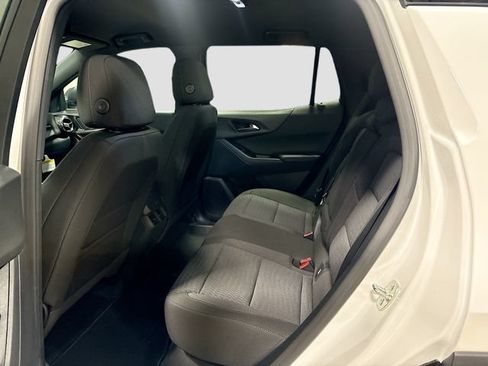 New 2027 Chevrolet Equinox LT FWD image 22
