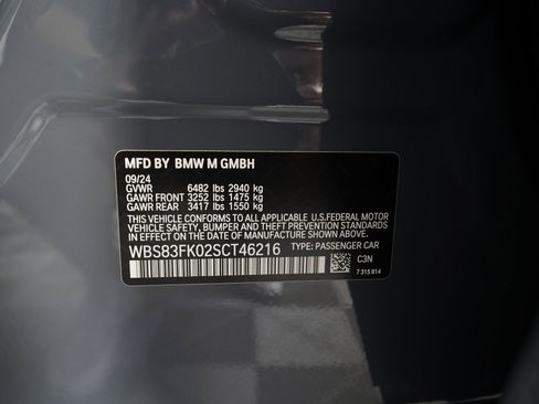 Used 2025 BMW M5 w/ Carbon Package image 34