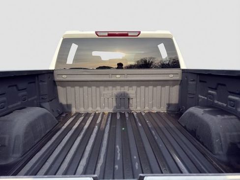 Used 2022 GMC Sierra 1500 Elevation image 16