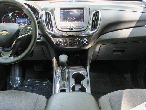 Used 2024 Chevrolet Equinox LT image 20