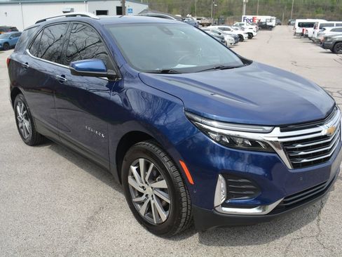 Used 2023 Chevrolet Equinox Premier AWD/4WD image 4