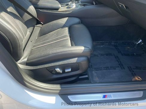 Used 2019 BMW 540i xDrive AWD/4WD image 23
