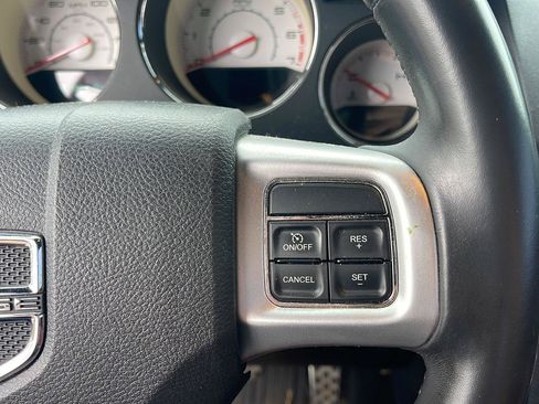 Used 2013 Dodge Challenger R/T RWD image 17