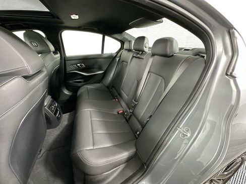 Used 2025 BMW 330i xDrive Sedan w/ Convenience Package image 25