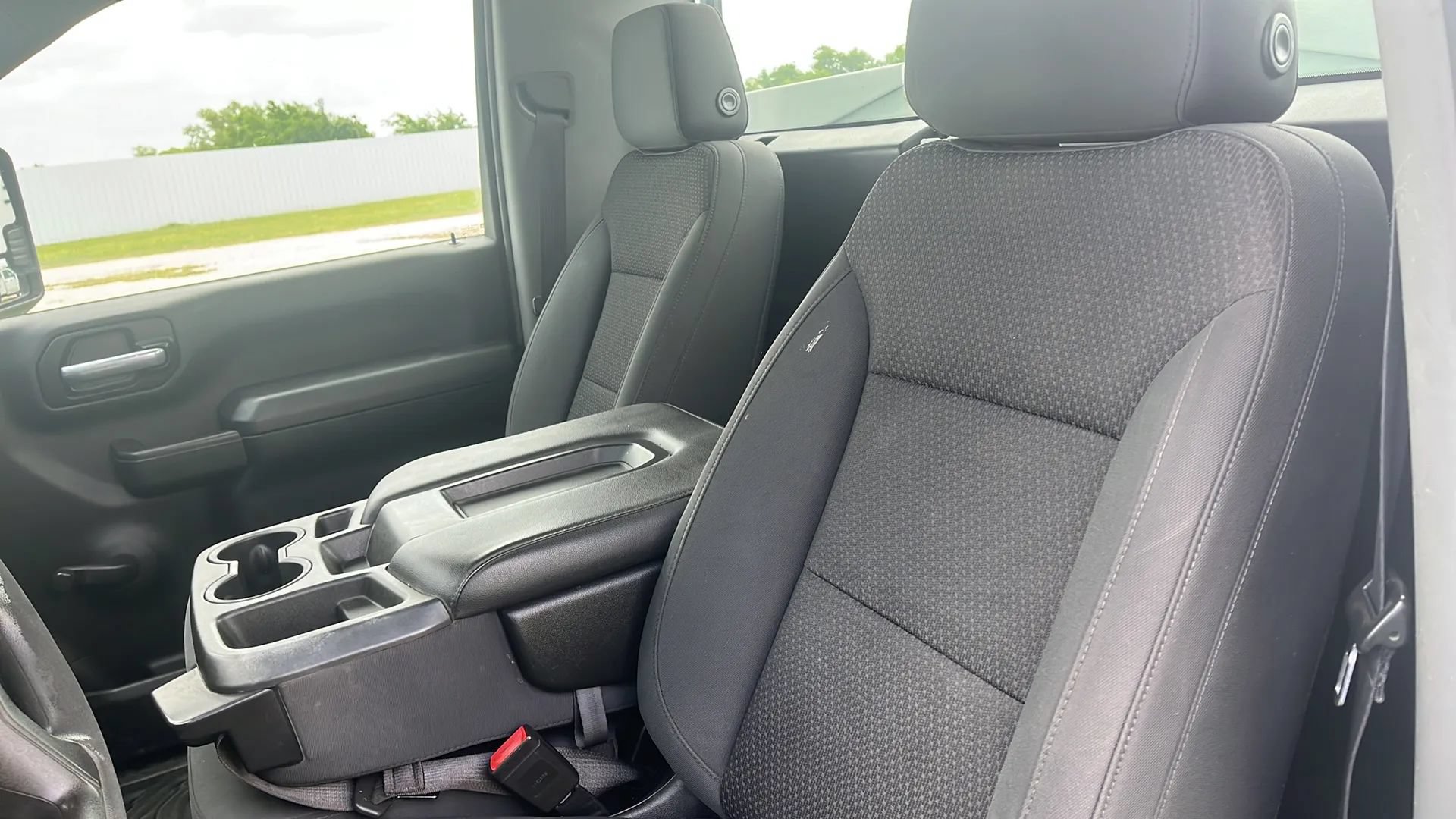 Used 2020 Chevrolet Silverado 2500 W/T RWD image 8