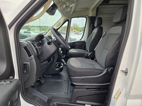 New 2026 RAM ProMaster 2500 w/ Convenience Group image 13