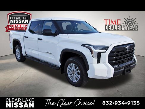 Used 2024 Toyota Tundra SR5 w/ SR5 Convenience Package AWD/4WD image 9