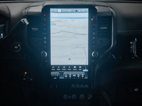 New 2026 RAM 2500 Limited AWD/4WD image 24