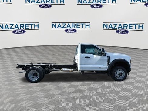 New 2025 Ford F550 4x4 Regular Cab Super Duty image 9