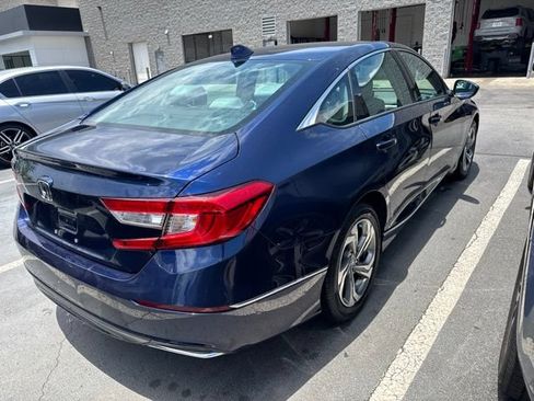 Used 2020 Honda Accord EX image 5