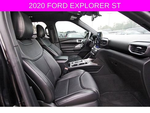 Used 2020 Ford Explorer ST w/ Premium Technology Package AWD/4WD image 29