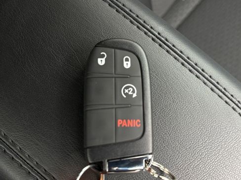 New 2026 Jeep Compass Latitude image 28