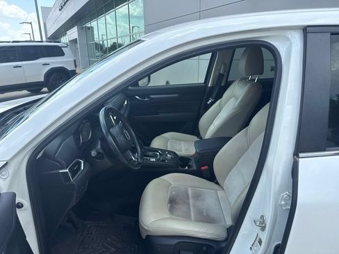 Used 2019 MAZDA CX-5 Touring FWD image 2