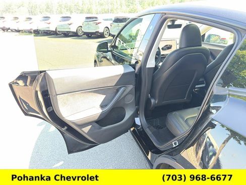 Used 2025 Tesla Model Y Long Range RWD image 41