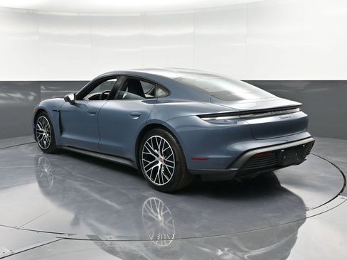 New 2025 Porsche Taycan image 3