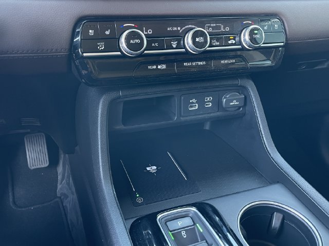 Used 2025 Honda Pilot Elite image 19
