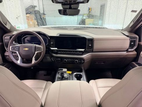 Certified 2025 Chevrolet Silverado 1500 LTZ w/ LTZ Premium Package AWD/4WD image 22