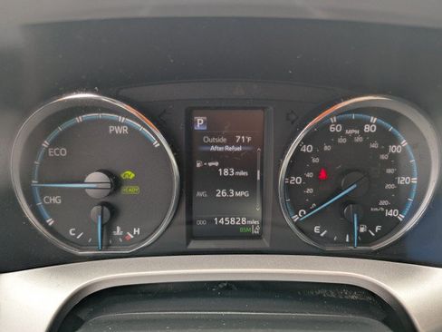 Used 2018 Toyota RAV4 XLE w/ Convenience Package AWD/4WD image 14