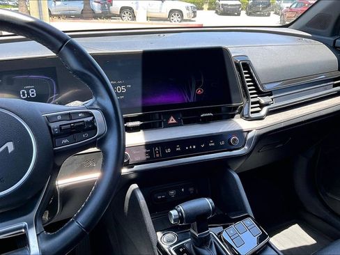 Certified 2023 Kia Sportage X-Line w/ X-Line Premium Package AWD/4WD image 8