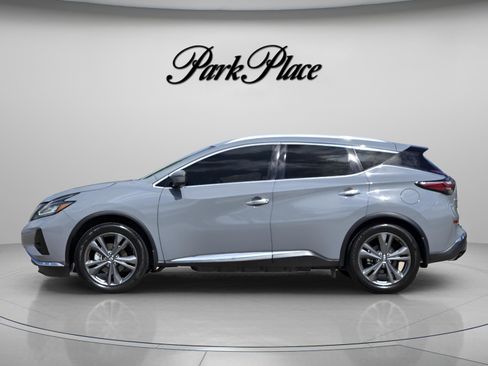 Used 2023 Nissan Murano Platinum w/ Cargo Package FWD image 2