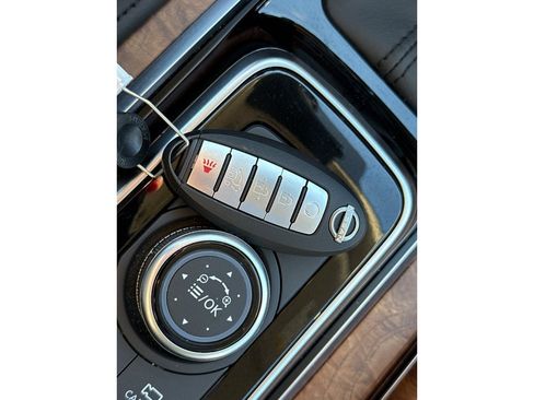 Certified 2024 Nissan Armada SL w/ Cargo Package image 37