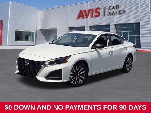 Used 2025 Nissan Altima 2.5 SV AWD/4WD image 1