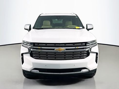 Used 2021 Chevrolet Suburban Premier w/ Premium Package image 2