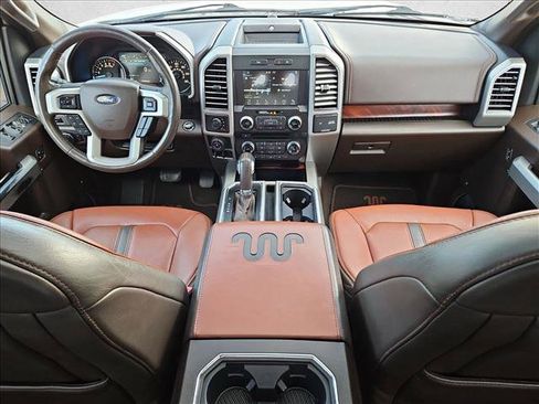 Used 2018 Ford F150 King Ranch w/ Equipment Group 601A Luxury AWD/4WD image 19