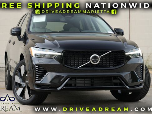 Used 2025 Volvo XC60 T8 Plus w/ Protection Package Premier AWD/4WD image 2