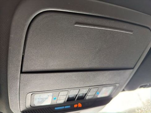 Certified 2020 Ford Explorer Limited w/ Class III Trailer Tow Package image 31