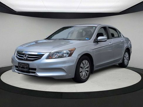 Used 2011 Honda Accord LX image 4
