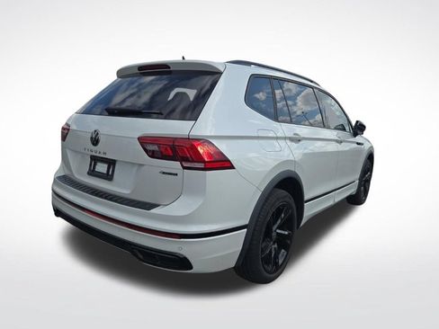 Used 2023 Volkswagen Tiguan SE R-Line AWD/4WD image 3