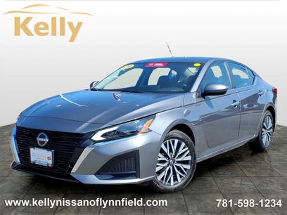 Used 2024 Nissan Altima 2.5 SV w/ SV Premium Package